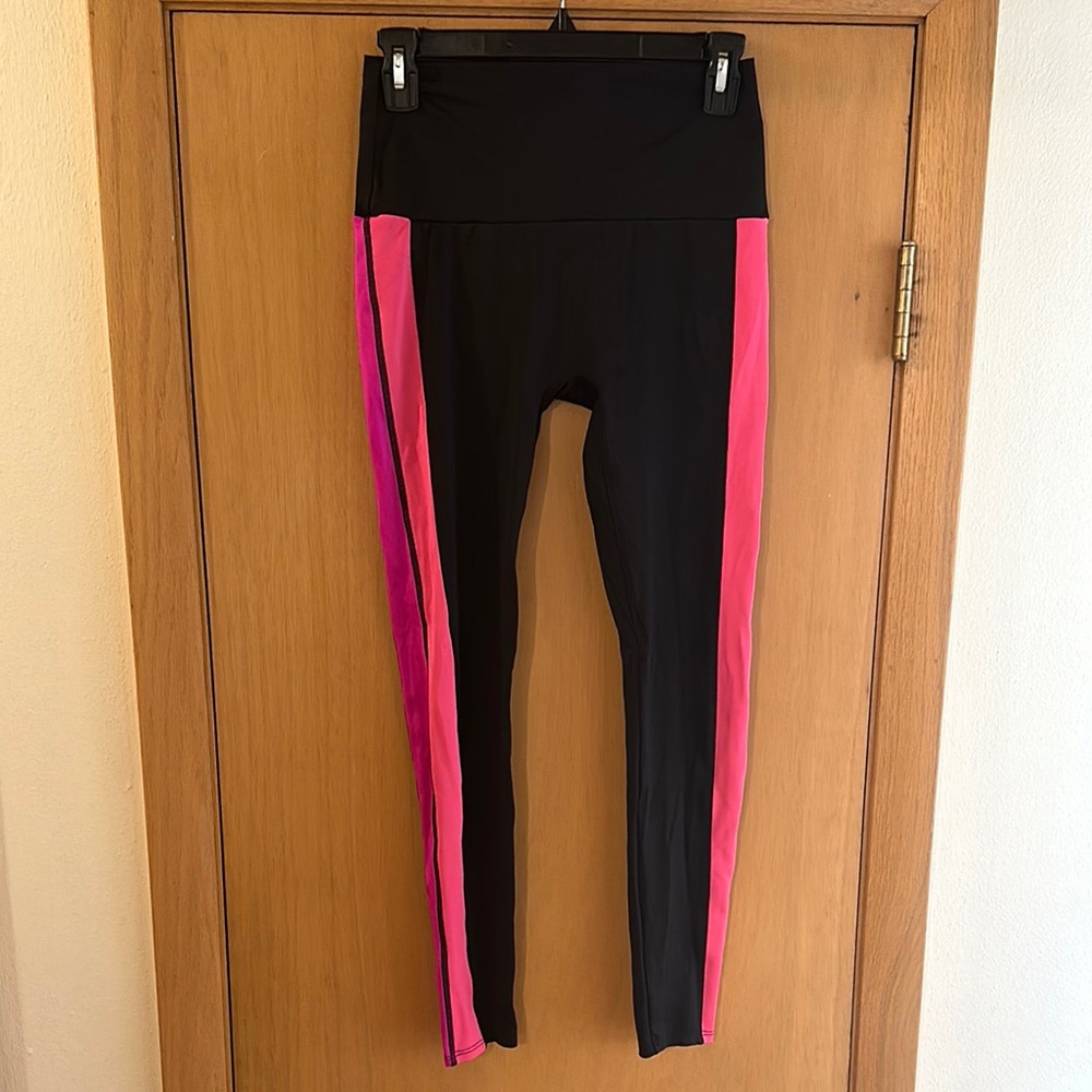 K-Deer Women’s Sneaker Length Striped Color Block Leggings Pink Black Medium